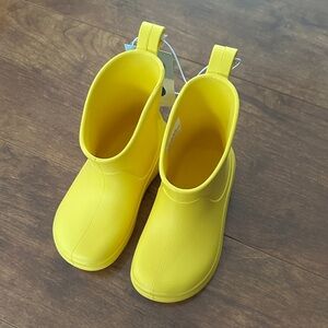 NWT Cat & Jack Yellow Kids Rain Boots Size 7
